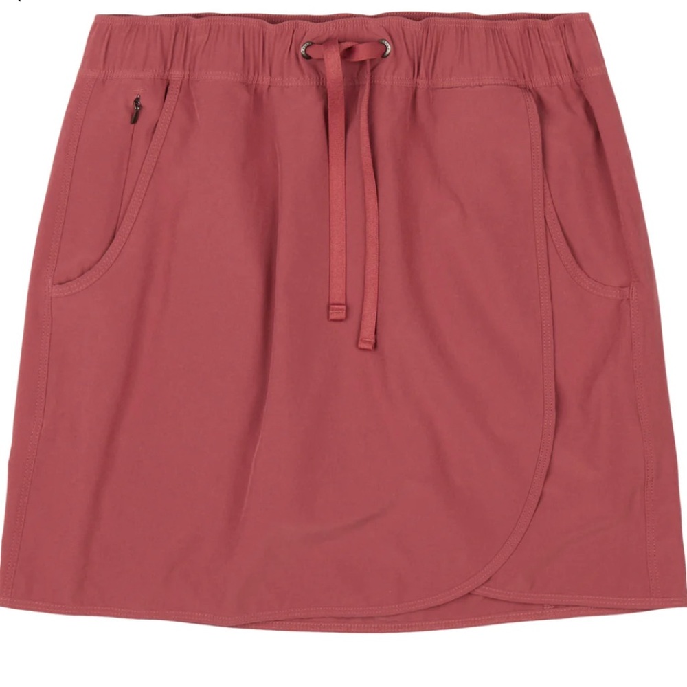 ✨Patagonia | Fleetwith Skirt Skort Active Sporty Athletic Outdoor
Rosehip Small✨